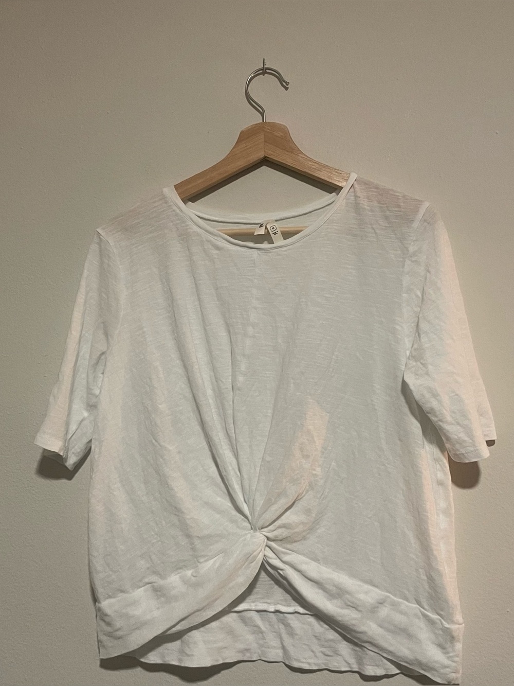 Pact White Lightweight Crop Tie Front T-Shirt, Size Medium